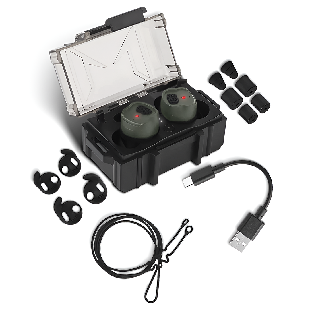 HD-30 Pro Gehörschutz in Oliv, Ladebox mit Ohrstöpseln, Ohrhaken, USB-Kabel und Trageband im Flatlay