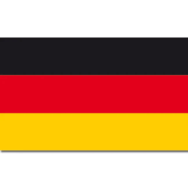 Flagge Deutschland, schwarz-rot-goldene Flagge in Rechteckform vor weissem Hintergrund