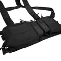 Taktisches Chest Rig Schwarz, Seitenansicht mit Bungee-Magazinsicherung und Klettflächen