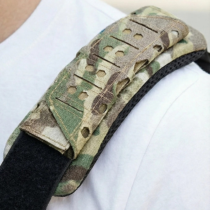 Laser-Cut MOLLE-Auflage des Schulterpolsters am Gurt im Detail
