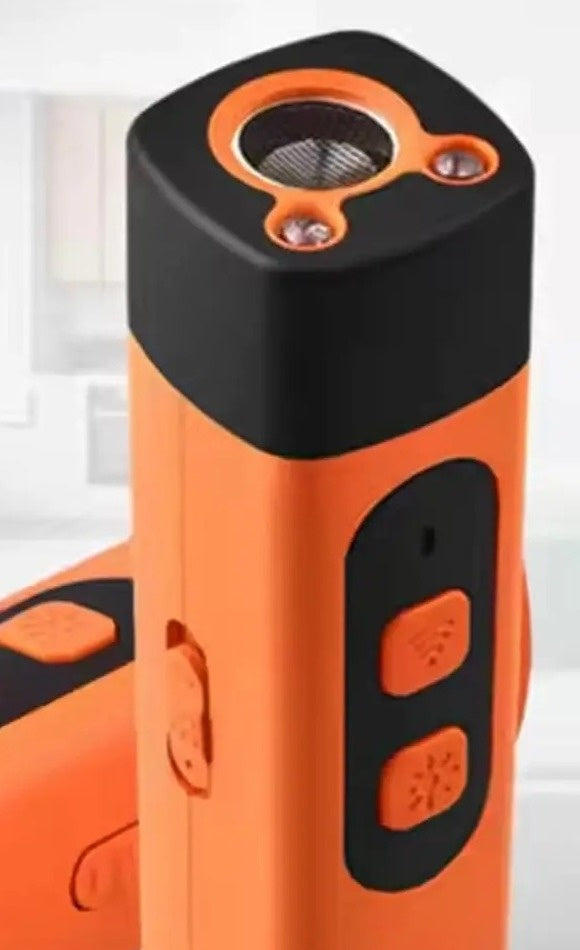 Schallbann Ultraschall-Hundeabwehr mit LED-Taschenlampe, Nahaufnahme der Bedientasten
